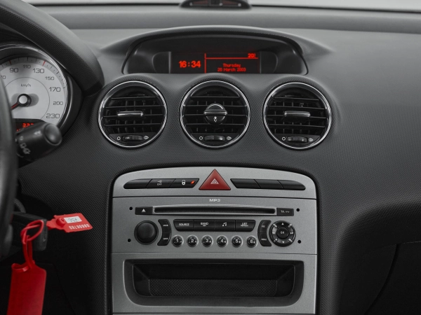 Peugeot 308, I фото №14