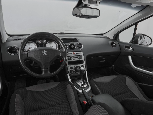 Peugeot 308, I фото №9