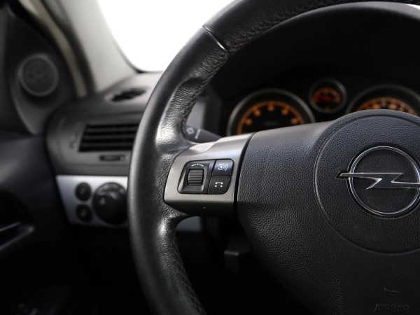 Opel Astra, H фото №13