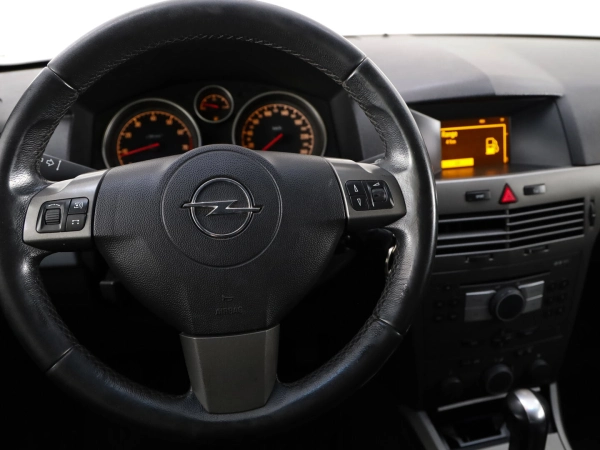 Opel Astra, H фото №9
