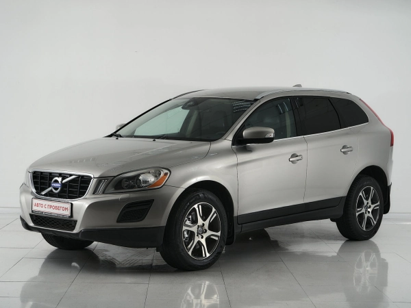 Volvo XC60, I Рестайлинг фото №1