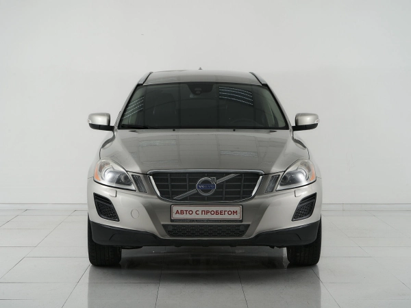 Volvo XC60, I Рестайлинг фото №2
