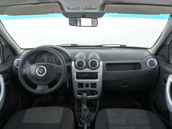 Renault Logan, I Рестайлинг фото №8