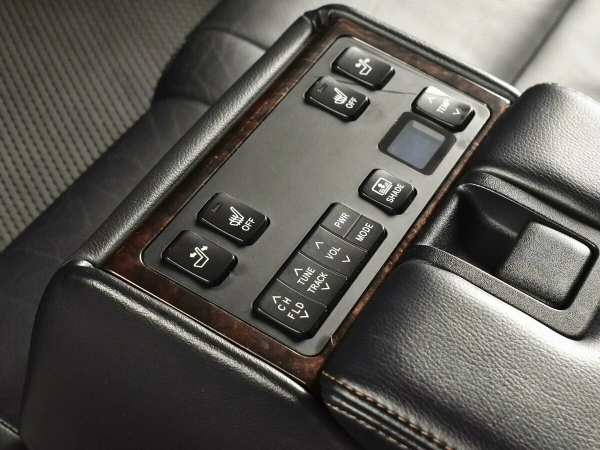 Toyota Camry, VII (XV50) Рестайлинг фото №9