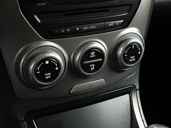 FAW Besturn B50, I фото №8