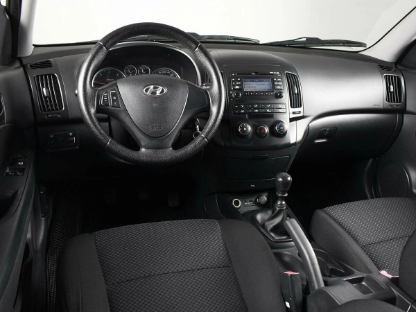 Hyundai i30, I фото №6