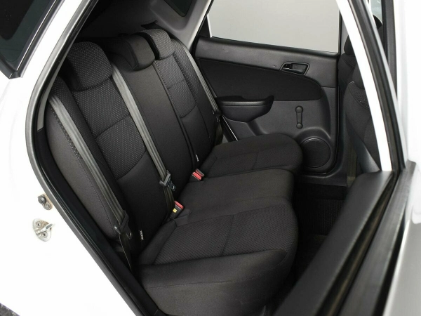 Hyundai i30, I фото №9