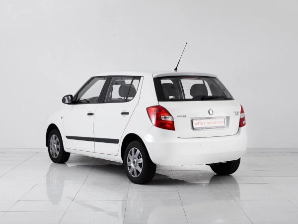 Skoda Fabia, II Рестайлинг фото №4