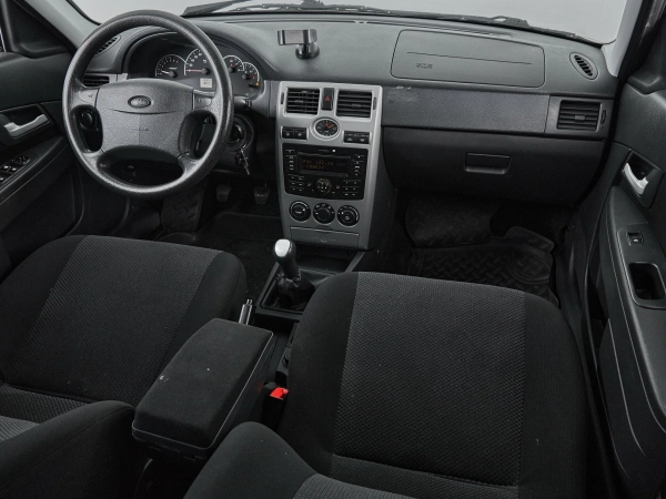 Lada (ВАЗ) Priora, I фото №10