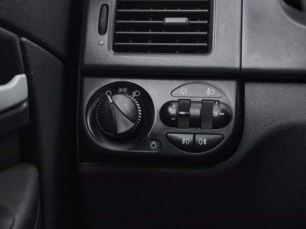 Lada (ВАЗ) Priora, I фото №16