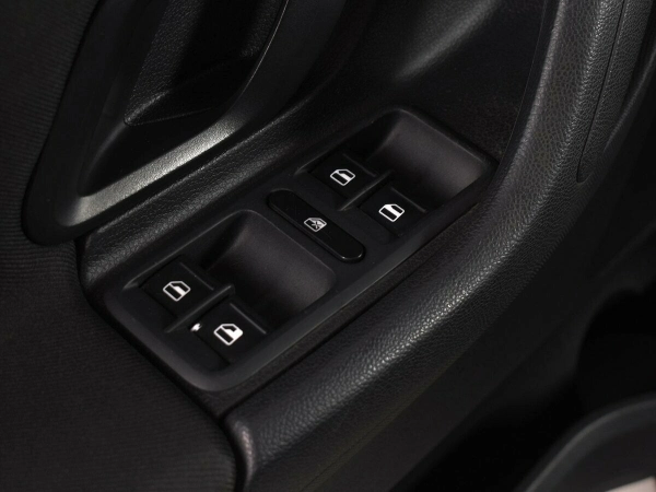 Skoda Fabia, II Рестайлинг фото №10