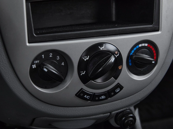 Chevrolet Lacetti, I фото №16