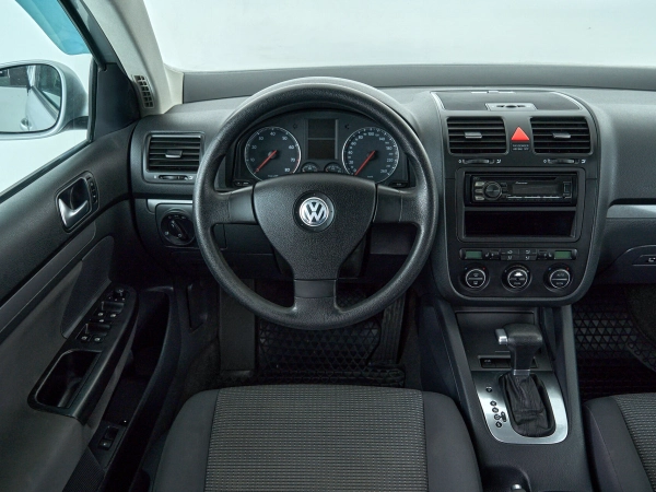 Volkswagen Jetta, V фото №10