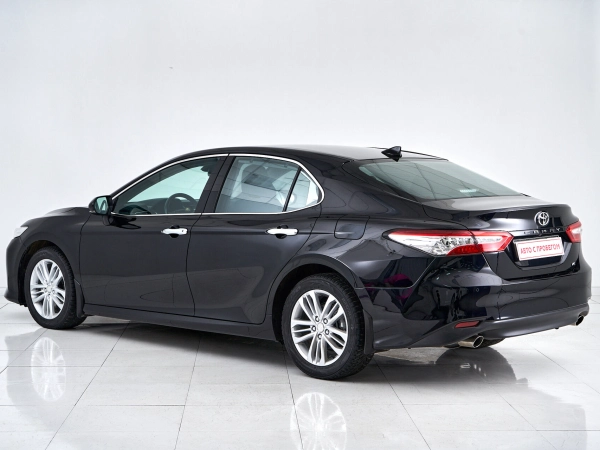 Toyota Camry, VIII (XV70) фото №4