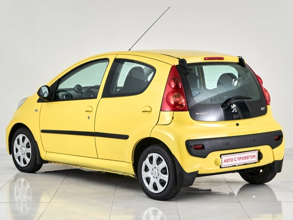 Peugeot 107, I Рестайлинг фото №4