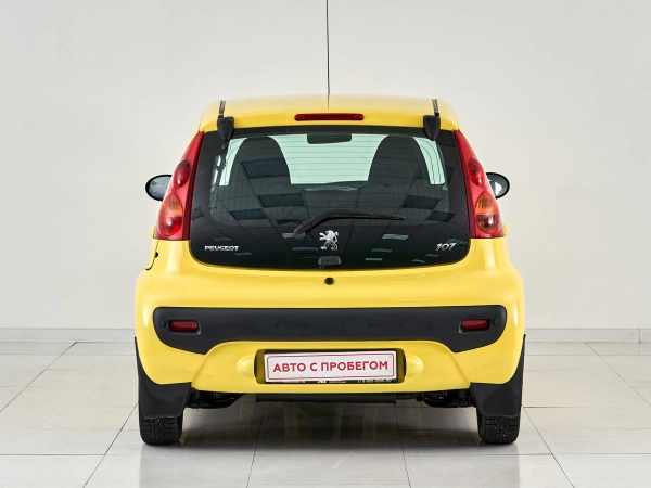 Peugeot 107, I Рестайлинг фото №6