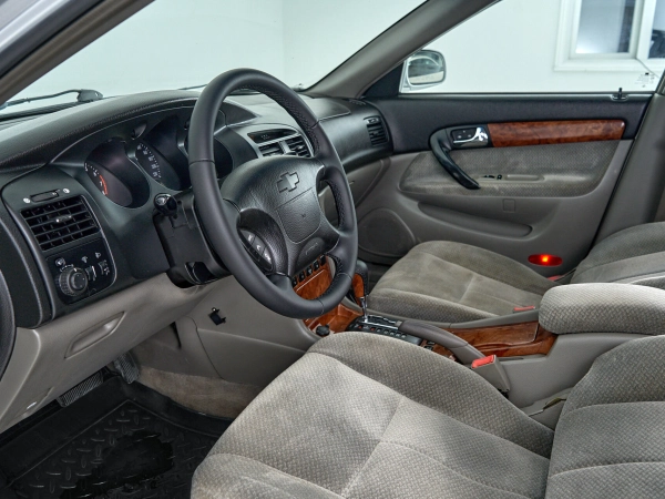 Chevrolet Evanda, I фото №13
