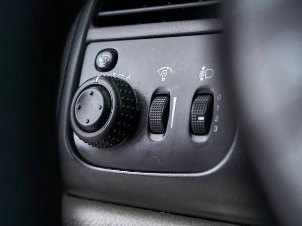 Chevrolet Evanda, I фото №15