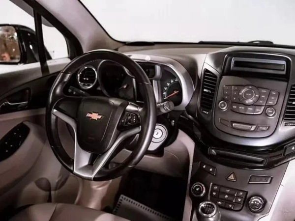 Chevrolet Orlando, I фото №7