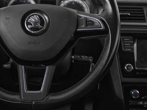 Skoda Rapid, I Рестайлинг фото №12