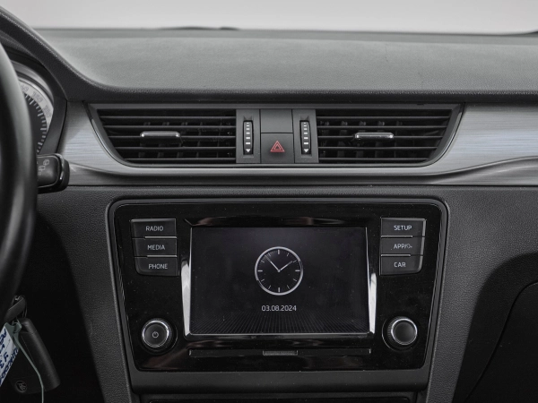 Skoda Rapid, I Рестайлинг фото №14