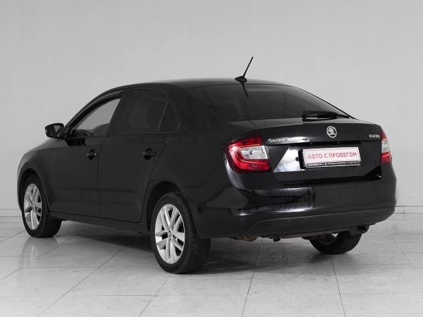 Skoda Rapid, I Рестайлинг фото №4