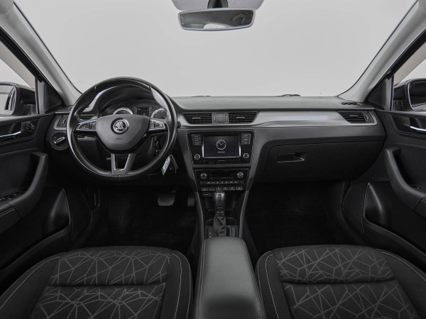 Skoda Rapid, I Рестайлинг фото №8