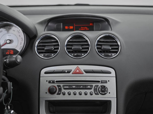 Peugeot 308, I фото №13