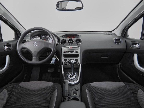 Peugeot 308, I фото №9