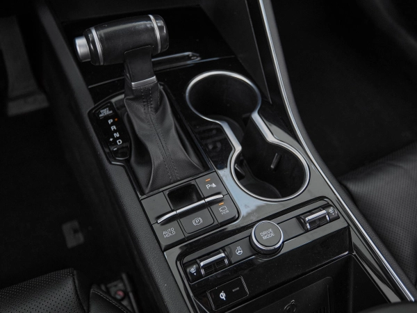 Kia K5, III фото №19