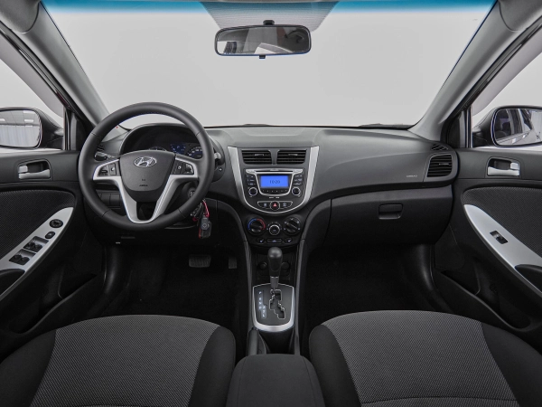 Hyundai Solaris, I фото №8