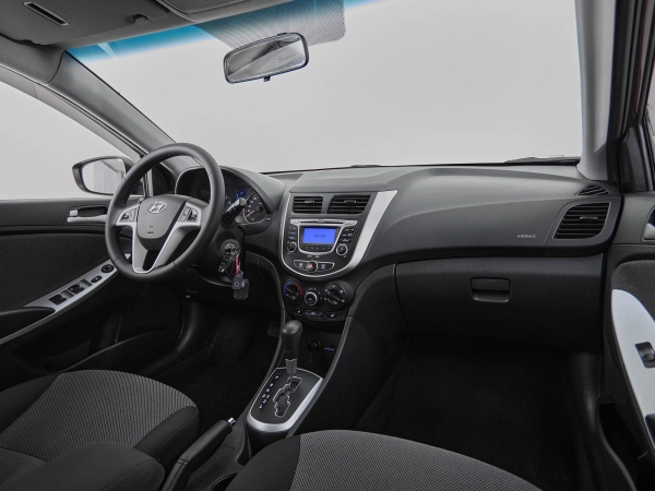 Hyundai Solaris, I фото №9