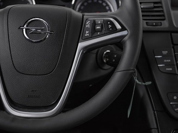 Opel Insignia, I фото №12