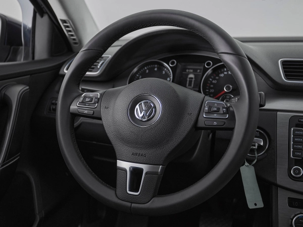 Volkswagen Passat, B7 фото №10