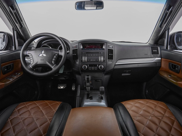 Mitsubishi Pajero, IV Рестайлинг 1 фото №8