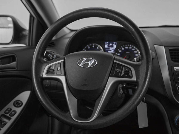 Hyundai Solaris, I Рестайлинг фото №10