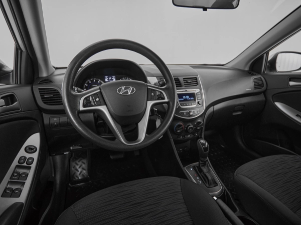 Hyundai Solaris, I Рестайлинг фото №7