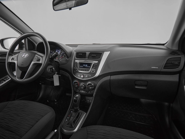 Hyundai Solaris, I Рестайлинг фото №9