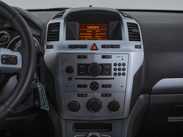 Opel Zafira, B Рестайлинг фото №13