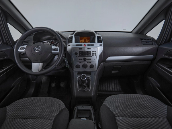 Opel Zafira, B Рестайлинг фото №8