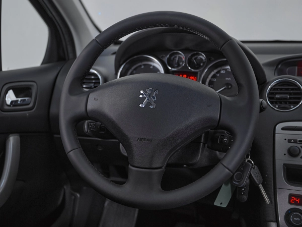 Peugeot 308, I фото №10
