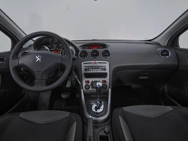 Peugeot 308, I фото №8