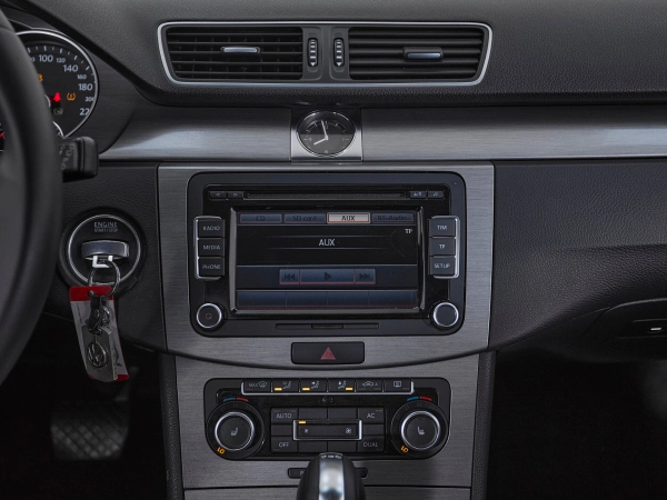 Volkswagen Passat, B7 фото №13