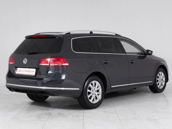 Volkswagen Passat, B7 фото №6