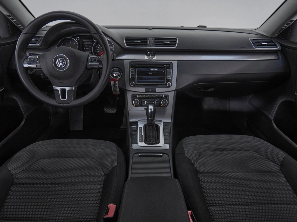 Volkswagen Passat, B7 фото №7