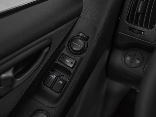 Hyundai H-1, II фото №11