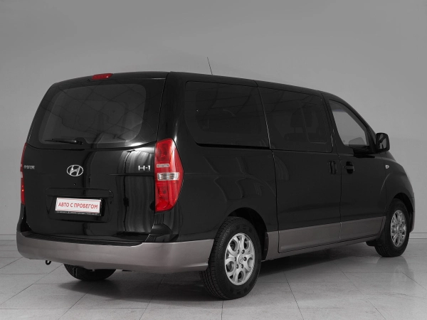 Hyundai H-1, II фото №6