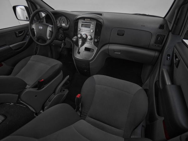 Hyundai H-1, II фото №9
