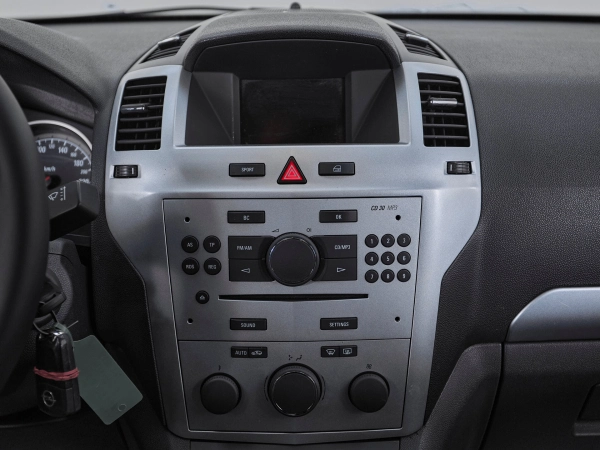 Opel Zafira, B Рестайлинг фото №13
