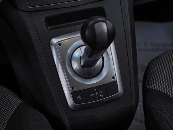 Opel Zafira, B Рестайлинг фото №14